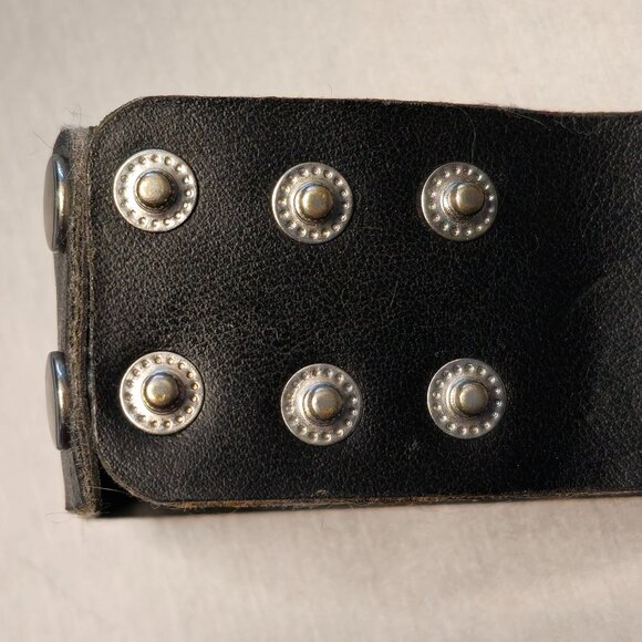 Y2K Skull & Bones Gothic Jewelry Set Silver Tone Earrings Bracelet Lot of 2 - Picture 7 of 11